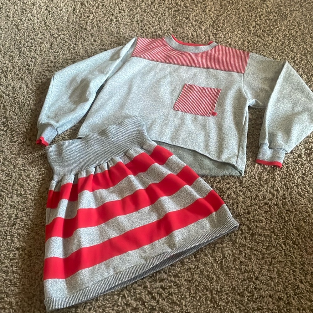Unique Vintage girls 2piece “Our Girl” Red & Green striped skirt & top set Sz 12